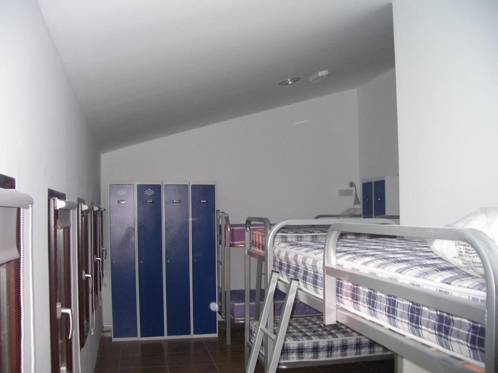 Hostel El Castillo Aninon Phòng bức ảnh